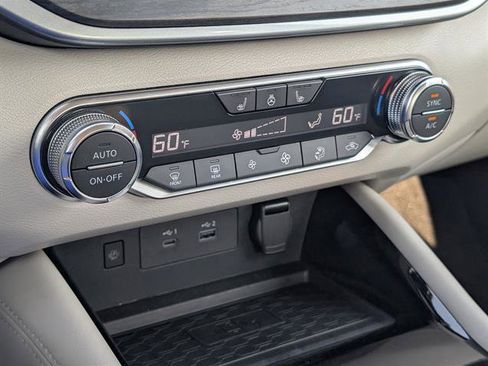 Used 2025 Nissan Altima 2.5 SL image 22