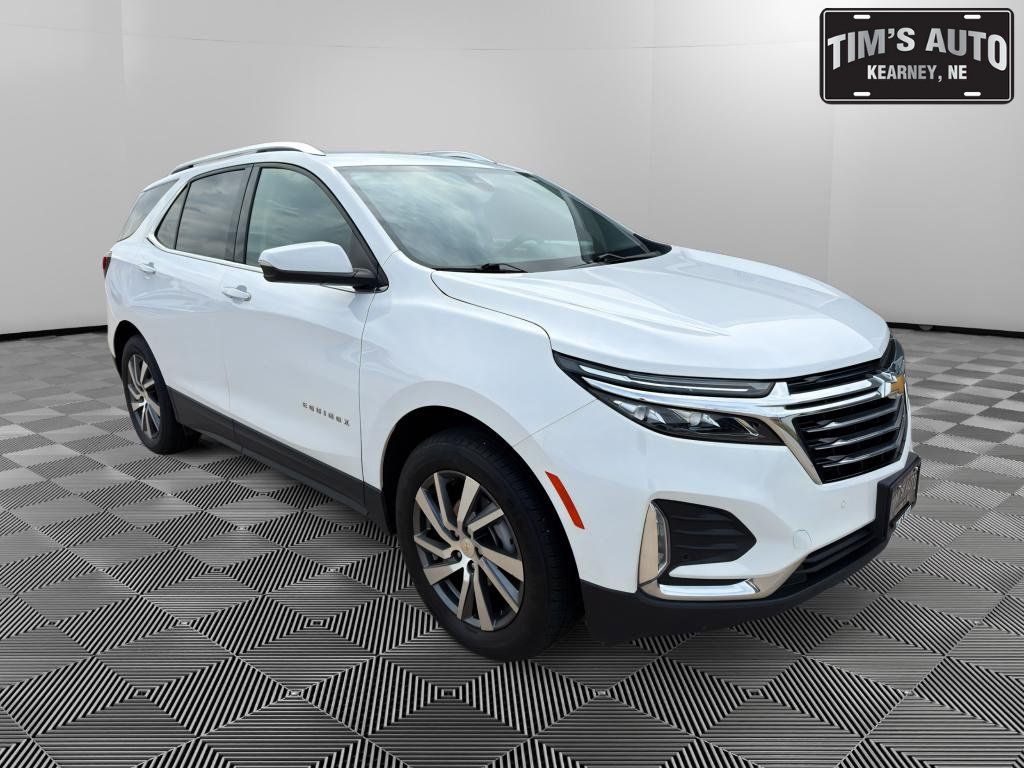 Used 2024 Chevrolet Equinox Premier AWD/4WD image 1