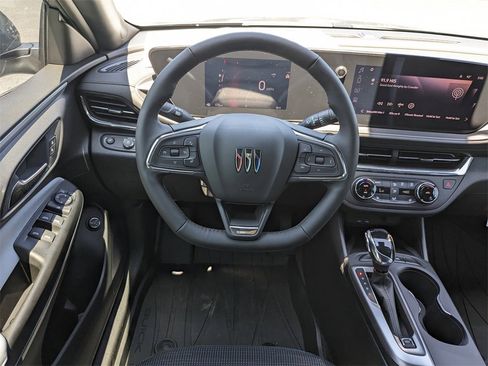 New 2025 Buick Envista Preferred w/ Convenience I Package image 17