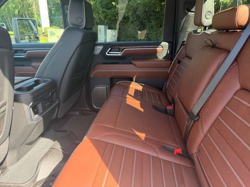 Used 2026 GMC Sierra 3500 Denali Ultimate AWD/4WD image 22