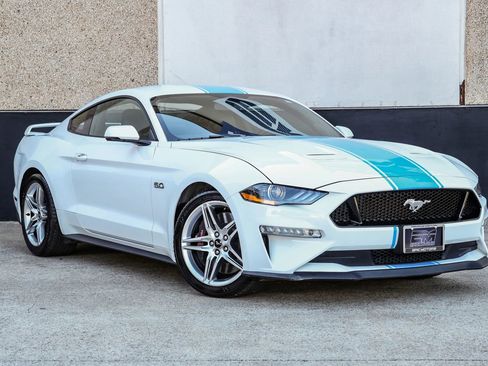 Used 2019 Ford Mustang GT Premium w/ GT Performance Package image 5