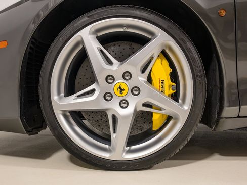 Used 2013 Ferrari 458 Italia Coupe image 13