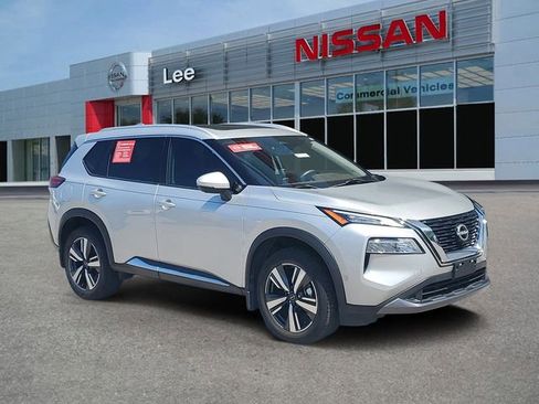 Certified 2023 Nissan Rogue SL w/ SL Premium Package FWD image 1