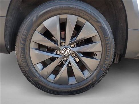 Used 2022 Volkswagen Taos S w/ IQ Drive S Package FWD image 7