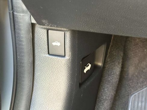 Used 2023 Honda Accord Touring image 32