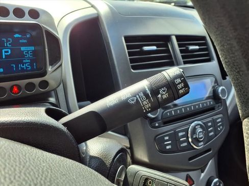 Used 2015 Chevrolet Sonic LT image 22