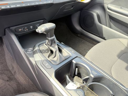 New 2026 Kia K4 LXS image 13