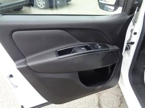 Used 2018 RAM ProMaster City Tradesman SLT FWD image 31