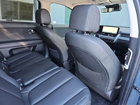 Used 2025 Hyundai Ioniq 5 SEL image 16