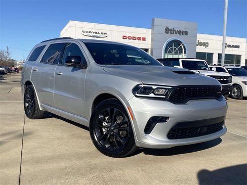 Used 2023 Dodge Durango GT image 36