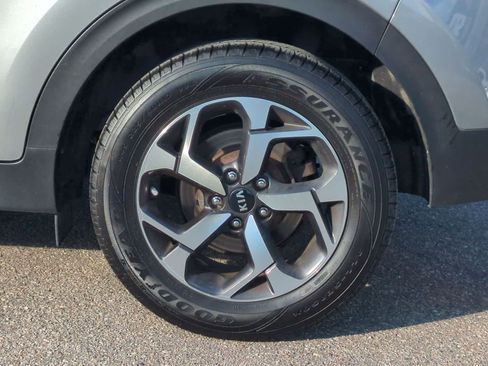 Used 2020 Kia Sportage LX FWD image 13