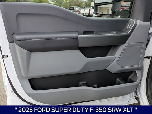 New 2025 Ford F350 XLT image 10