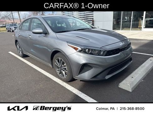 Used 2023 Kia Forte LXS image 3