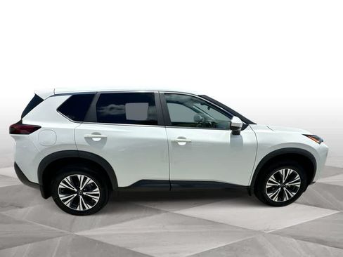 Used 2023 Nissan Rogue SV FWD image 9