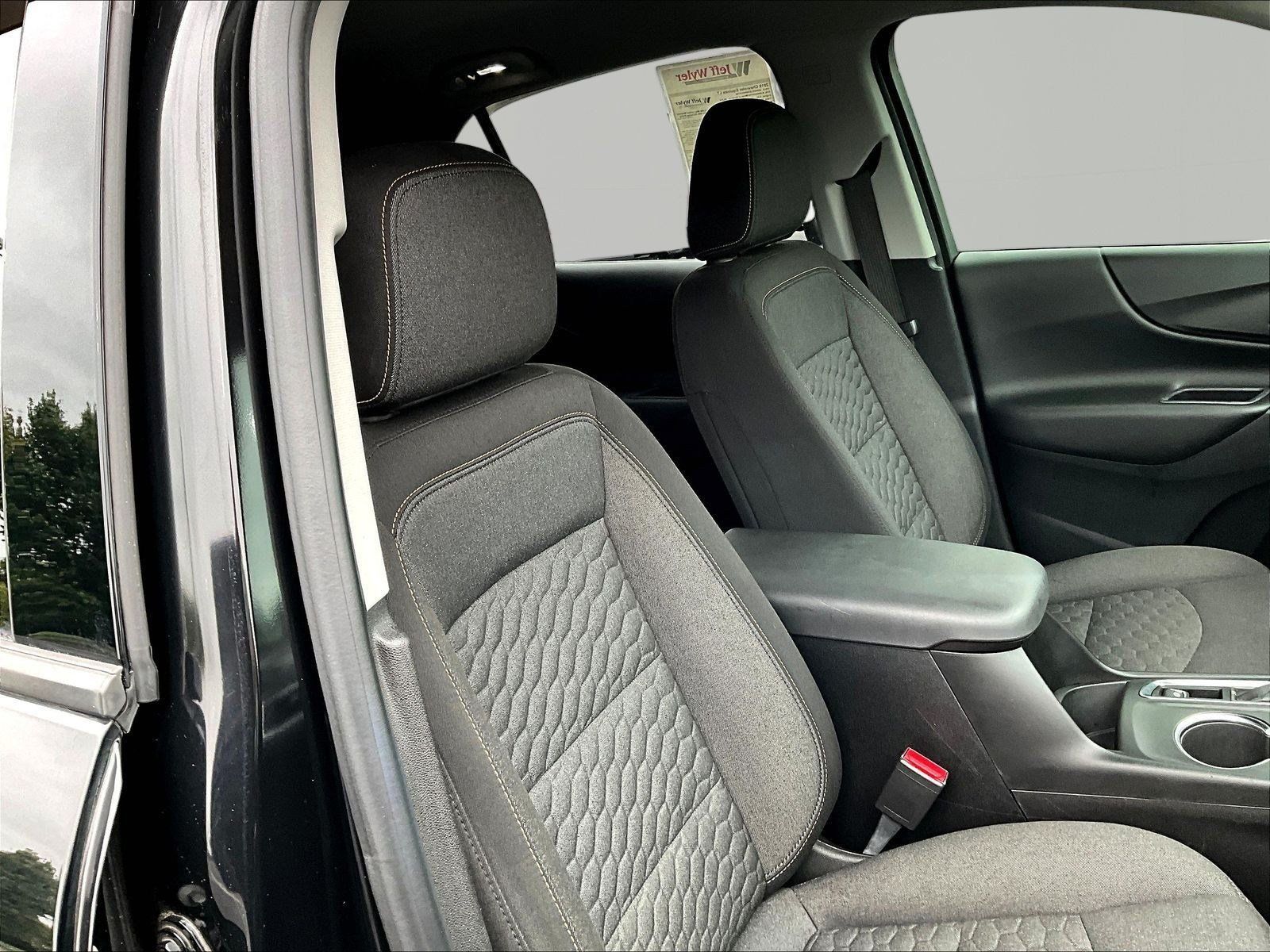 Used 2019 Chevrolet Equinox LT FWD image 29