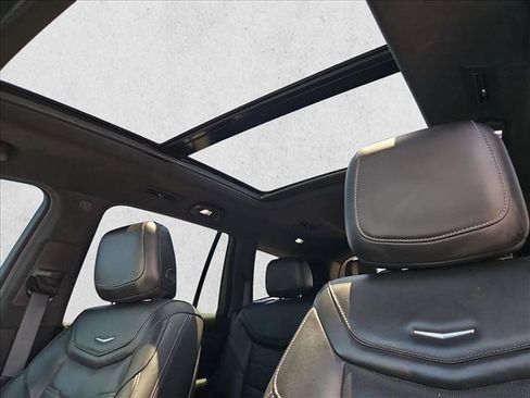 Certified 2020 Cadillac XT6 Sport w/ Platinum Package AWD/4WD image 23