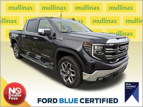 Used 2024 GMC Sierra 1500 SLT w/ SLT Premium Plus Package AWD/4WD image 1