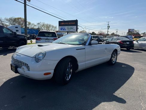 Used 2002 Ford Thunderbird image 20