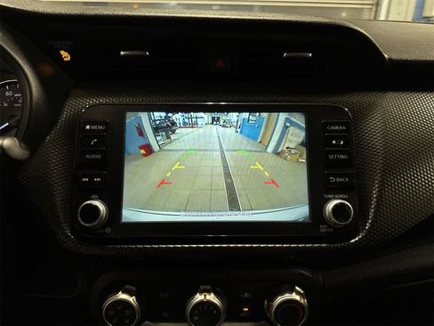 Used 2023 Nissan Kicks SV image 23