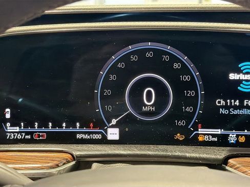 Used 2023 Cadillac Escalade ESV Premium Luxury image 10