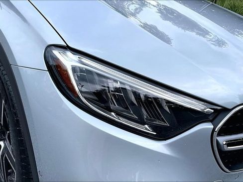 Certified 2026 Mercedes-Benz GLC 300 4MATIC image 36