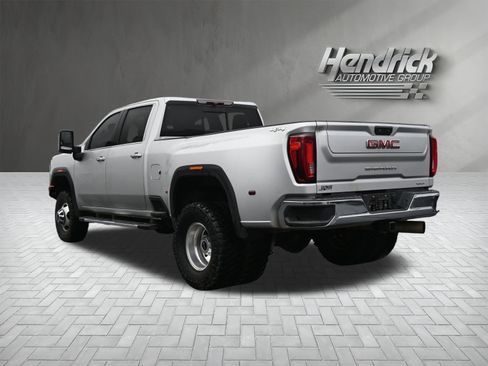Used 2021 GMC Sierra 3500 SLT w/ SLT Convenience Package image 8