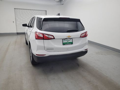 Used 2021 Chevrolet Equinox LS FWD image 6