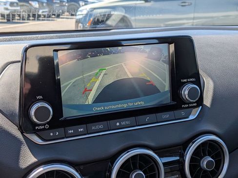 Used 2025 Nissan Sentra S image 23