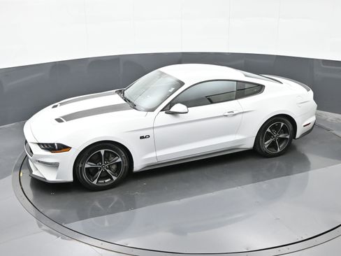 Used 2018 Ford Mustang GT image 29