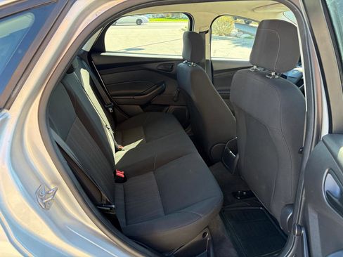 Used 2018 Ford Focus S image 6
