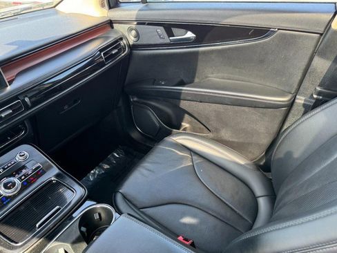 Used 2021 Lincoln Nautilus Reserve image 11