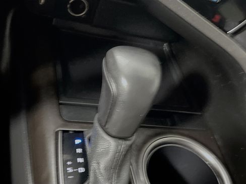 Used 2024 Toyota Camry SE FWD image 23