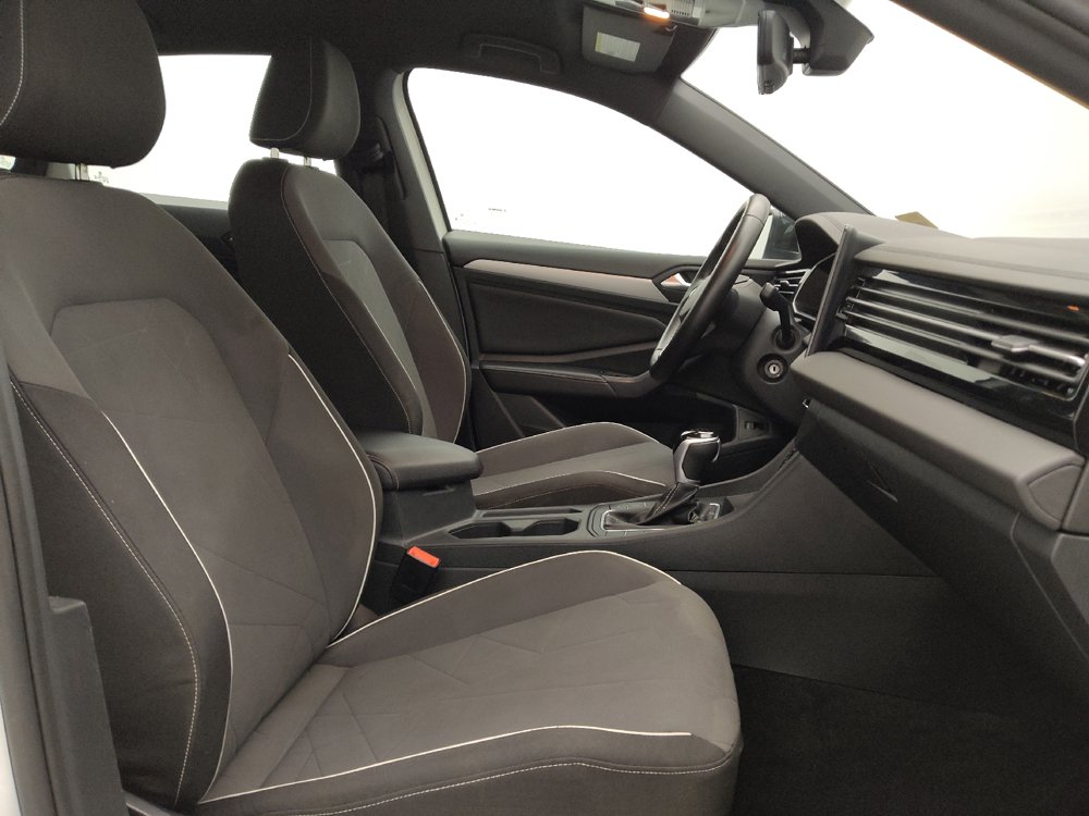 Used 2025 Volkswagen Jetta Sport FWD image 21