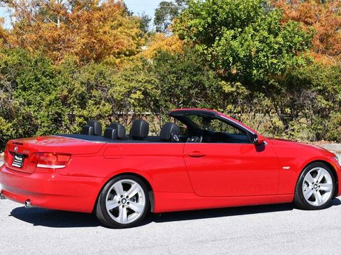 Used 2008 BMW 335i Convertible image 6