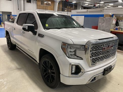 Used 2022 GMC Sierra 1500 Denali w/ Denali Reserve Package AWD/4WD image 1