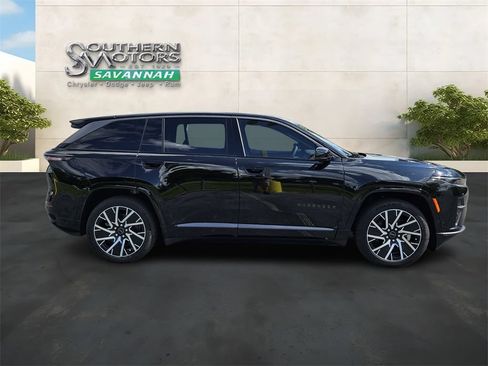 New 2025 Jeep Wagoneer S Limited AWD/4WD image 6