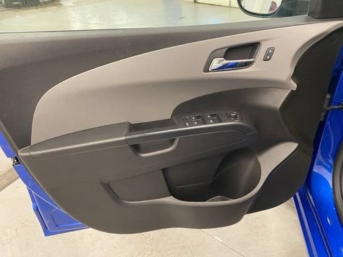 Used 2017 Chevrolet Sonic LT FWD image 23