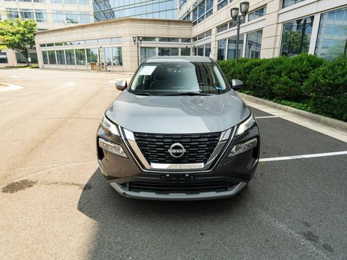 Used 2023 Nissan Rogue SV AWD/4WD image 8