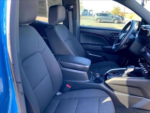 Used 2023 Chevrolet Colorado LT w/ LT Convenience Package image 7