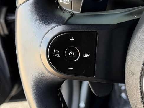 Used 2024 MINI Cooper S FWD image 26