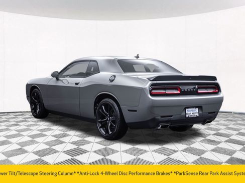 Used 2018 Dodge Challenger SXT Plus image 10