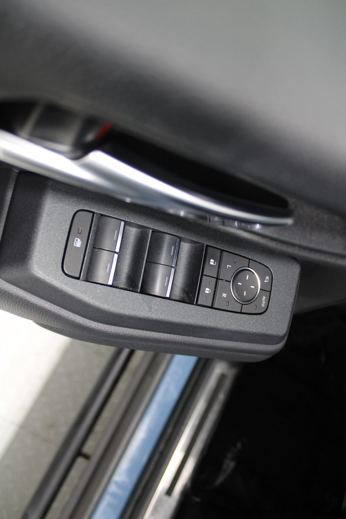 Used 2024 Toyota Land Cruiser AWD/4WD image 44