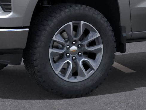 New 2026 Chevrolet Silverado 1500 LT w/ Z71 Off-Road Package AWD/4WD image 9