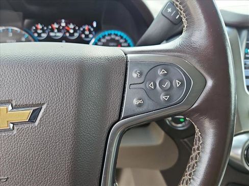 Used 2016 Chevrolet Suburban LTZ image 16