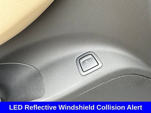 Used 2025 Cadillac CT5 Premium Luxury w/ Technology Package AWD/4WD image 32