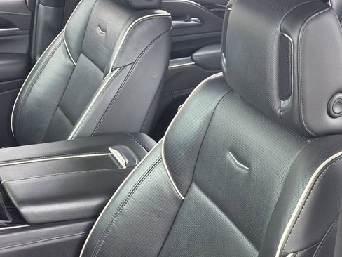 Used 2022 Cadillac Escalade ESV Sport w/ Touring Package image 24