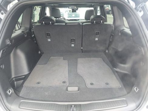 Certified 2024 Jeep Grand Cherokee Limited w/ Luxury Tech Group II image 32