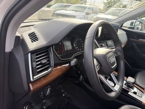 Used 2023 Audi Q5 2.0T Premium w/ Convenience Package AWD/4WD image 20
