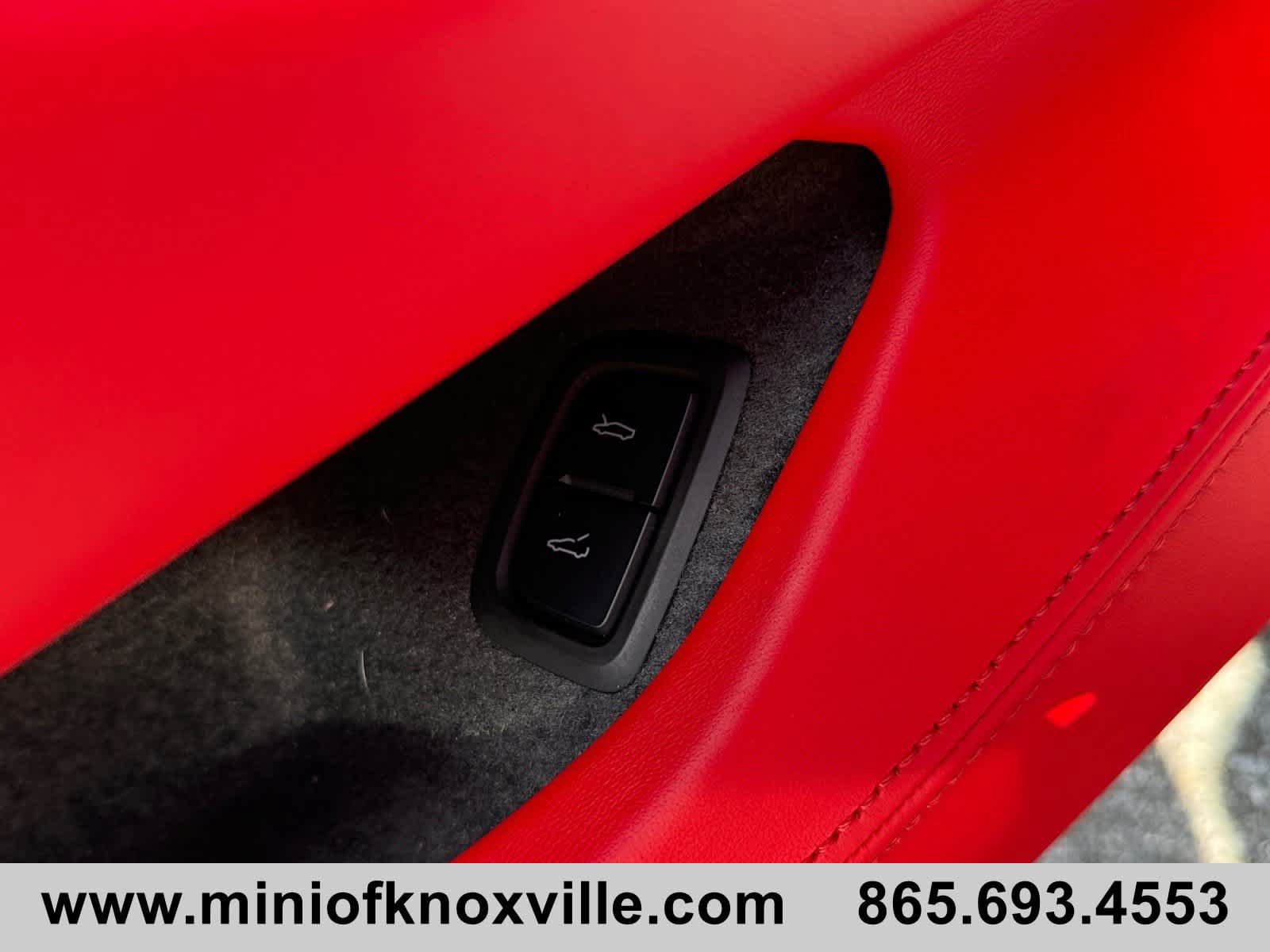 Used 2025 Chevrolet Corvette Z06 w/ Stealth Interior Trim Package RWD image 15