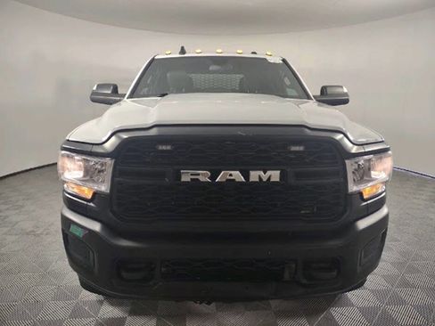 Used 2022 RAM 3500 Tradesman w/ Max Tow Package image 2